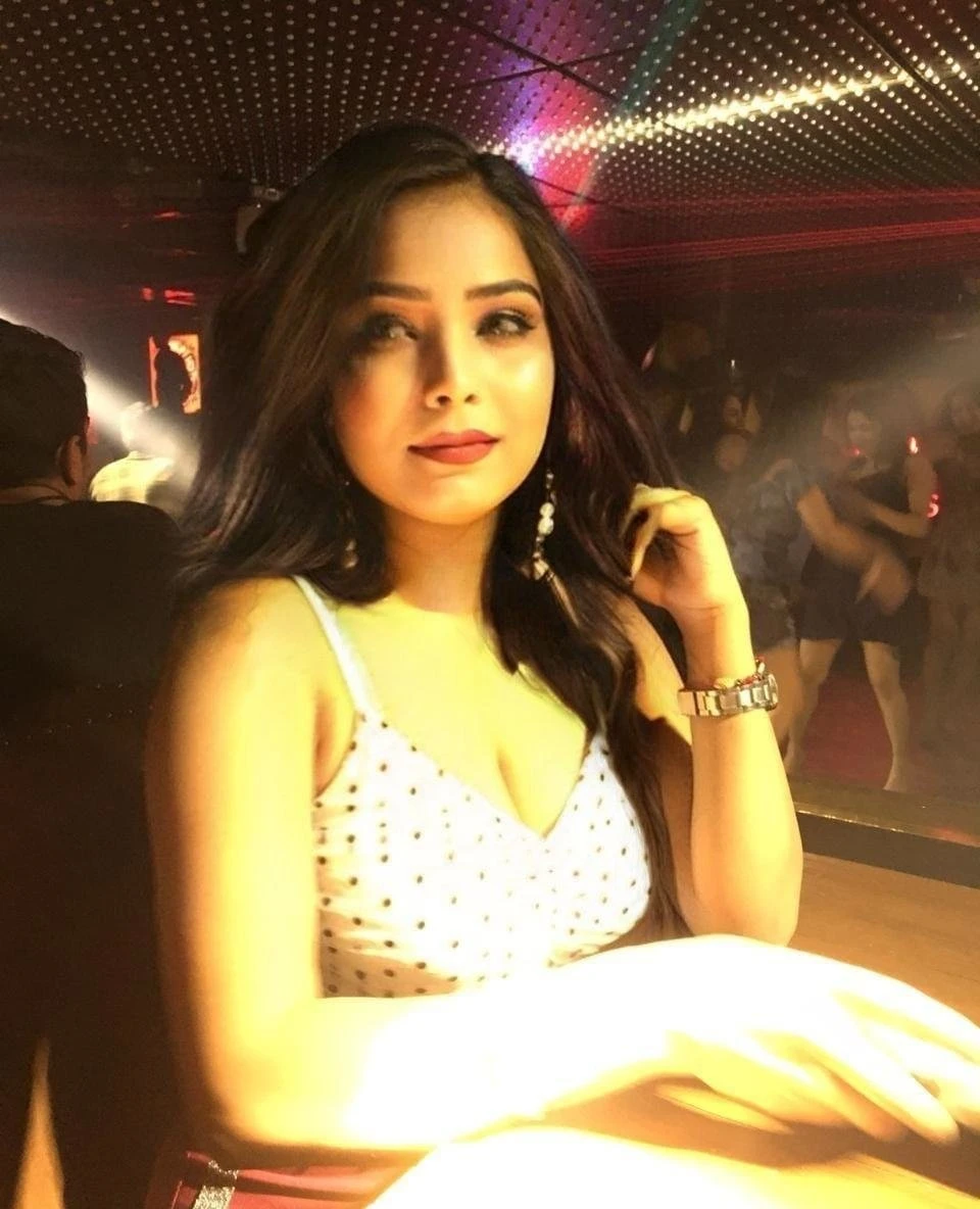 Real Shalu Genuine Work – Indian escort in Hyderabad — 3 / 6