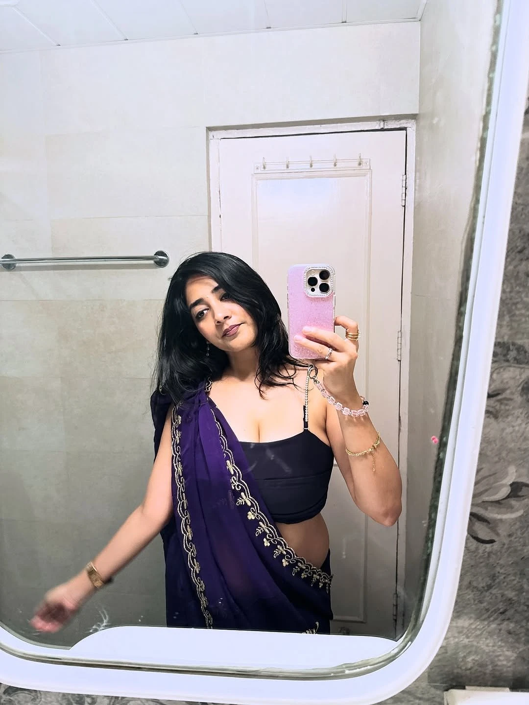 Pallu – escort in New Delhi — 3 / 5