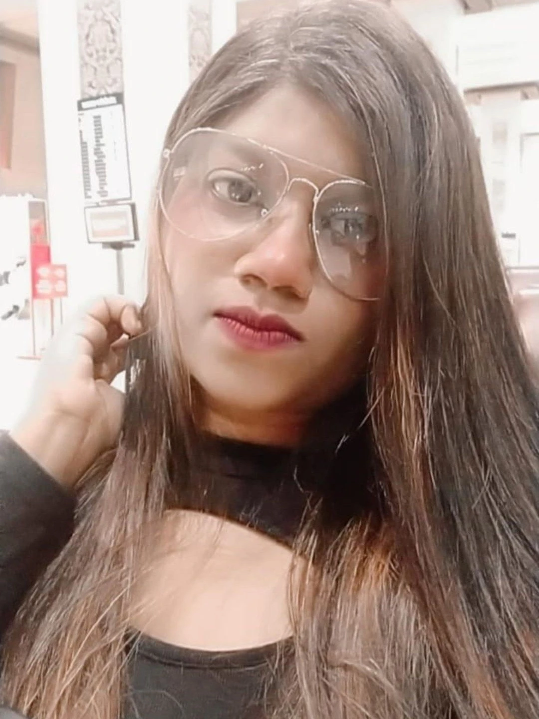 Vrushali – Indian escort in Mumbai — 1 / 2