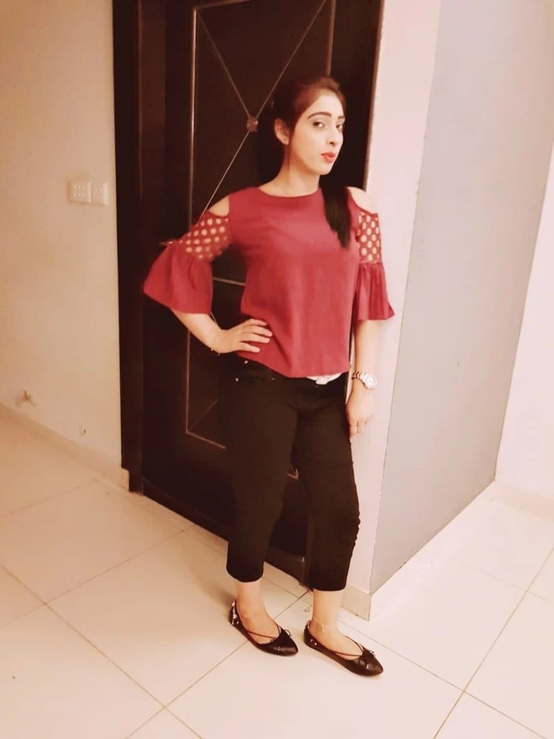 Escort Model O3O7III3332 – Pakistani escort in Islamabad, Escort, Islamabad