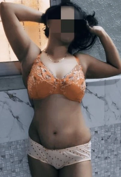 Shilpa Real Meet & Cam nude fuck show – Indian escort in Mumbai — 5 / 9