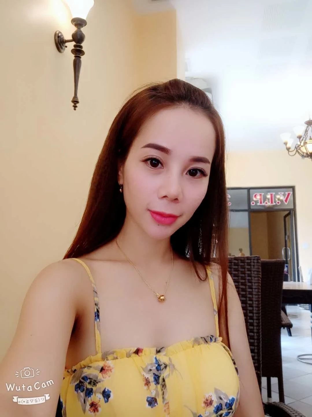 Cute Susy – Vietnamese escort in Ho Chi Minh City — 7 / 8