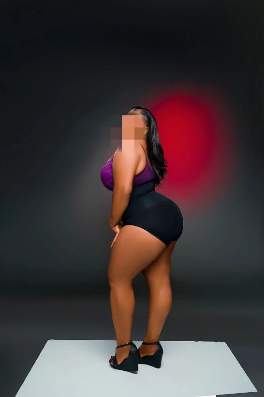 Stylish chubby( Rebellious) – Malawian escort in Hyderabad — 3 / 7