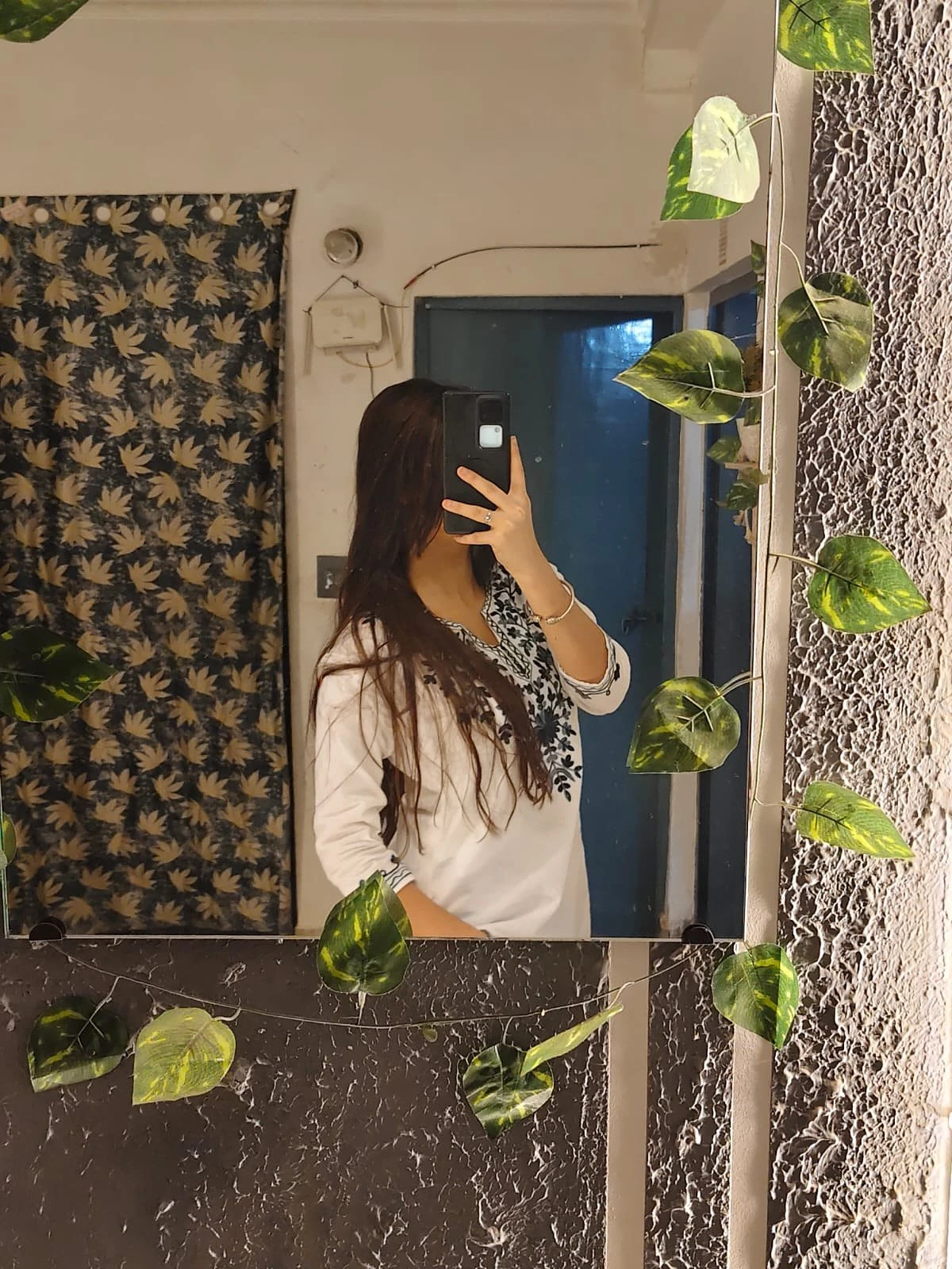 Sanjana – Indian escort in New Delhi — 5 / 12