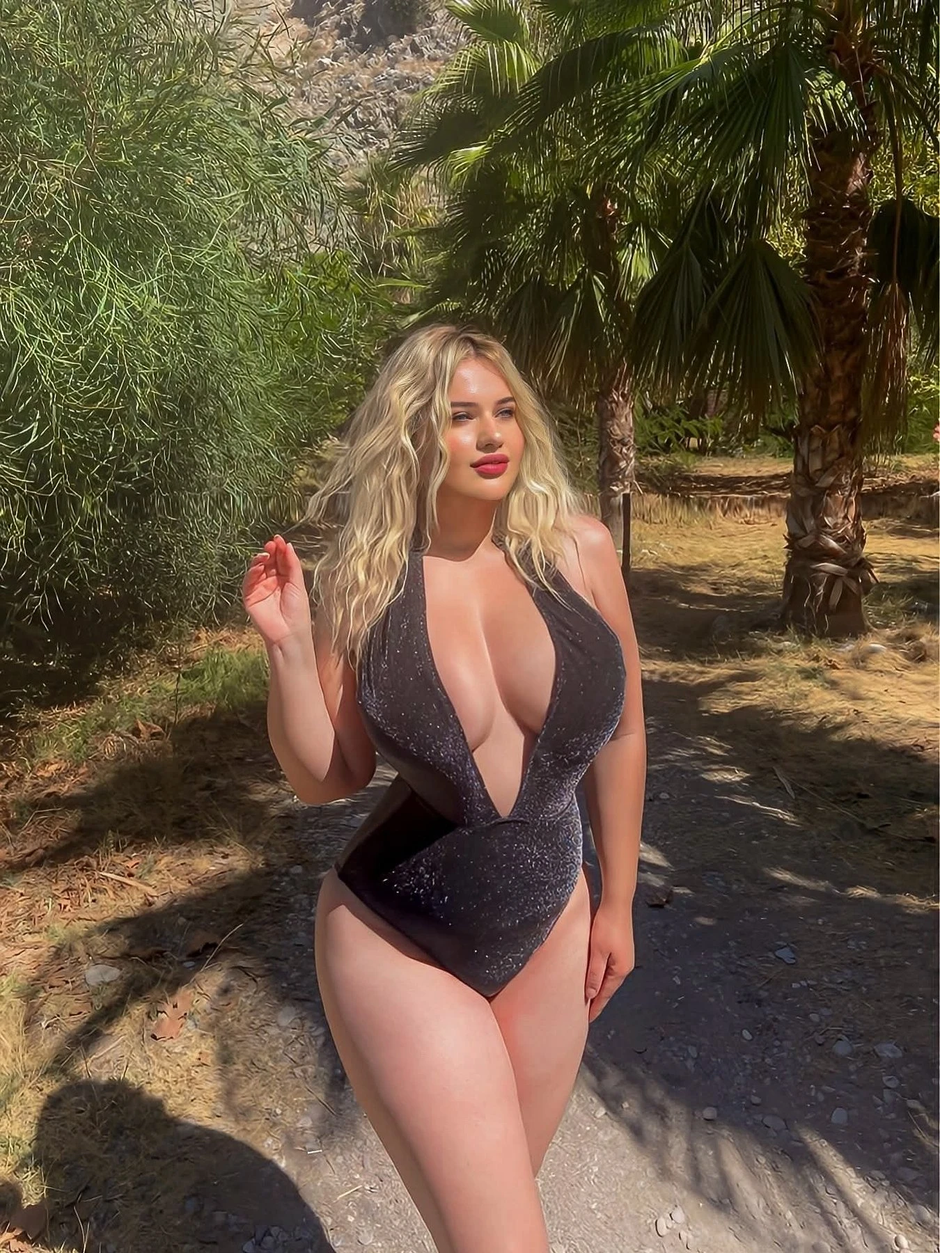لارا – Lebanese escort in Beirut — 3 / 9