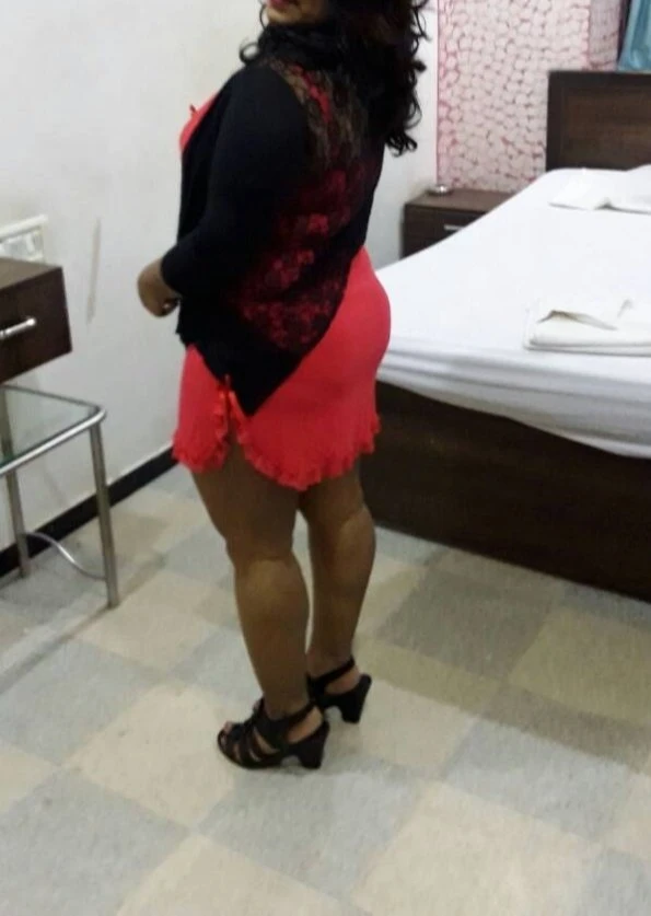 Ashna – Indian escort in Pune — 2 / 5