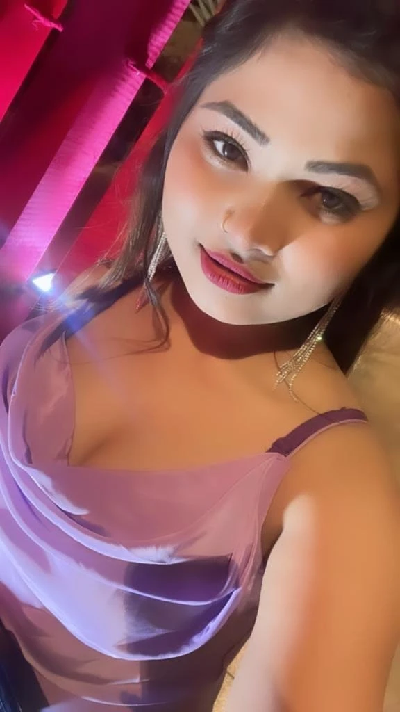 Khushi – Indian escort in New Delhi — 3 / 5