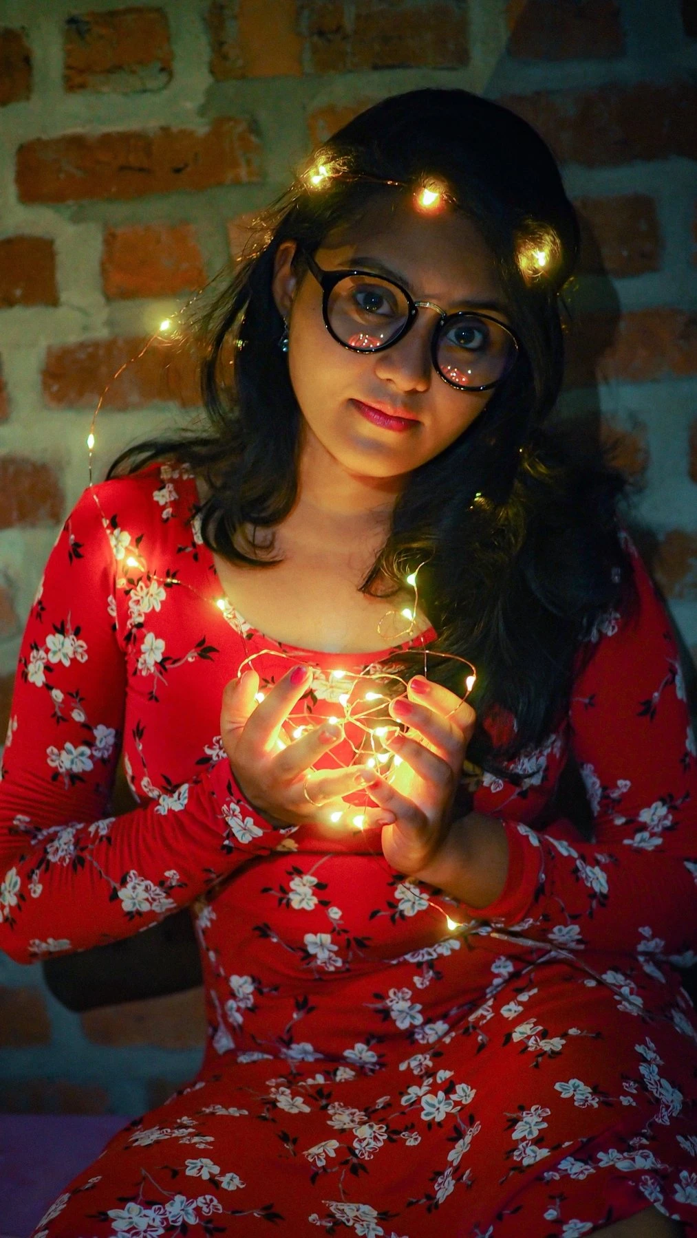 Sajni Singh – Indian escort in Mumbai — 1 / 2
