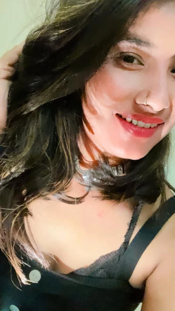 Khushi – Indian escort in New Delhi — 1 / 5