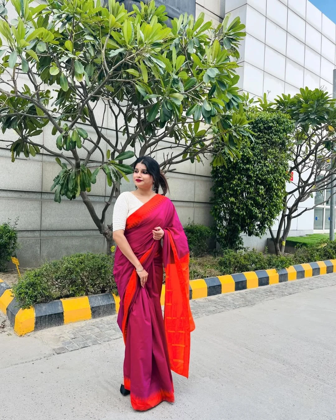 Anamika – Indian escort in Kolkata — 2 / 3