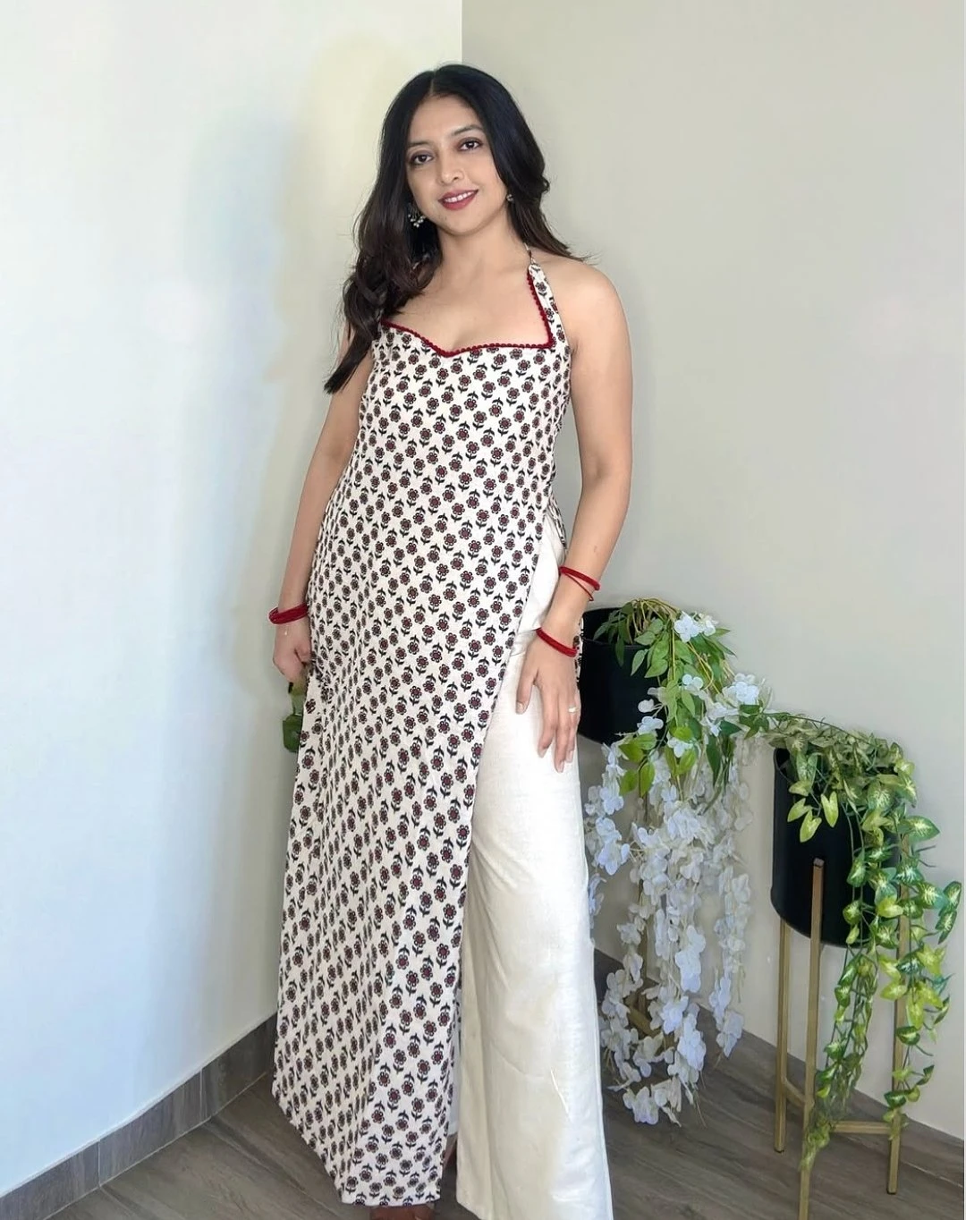 Payal – Indian escort in Kolkata — 2 / 3
