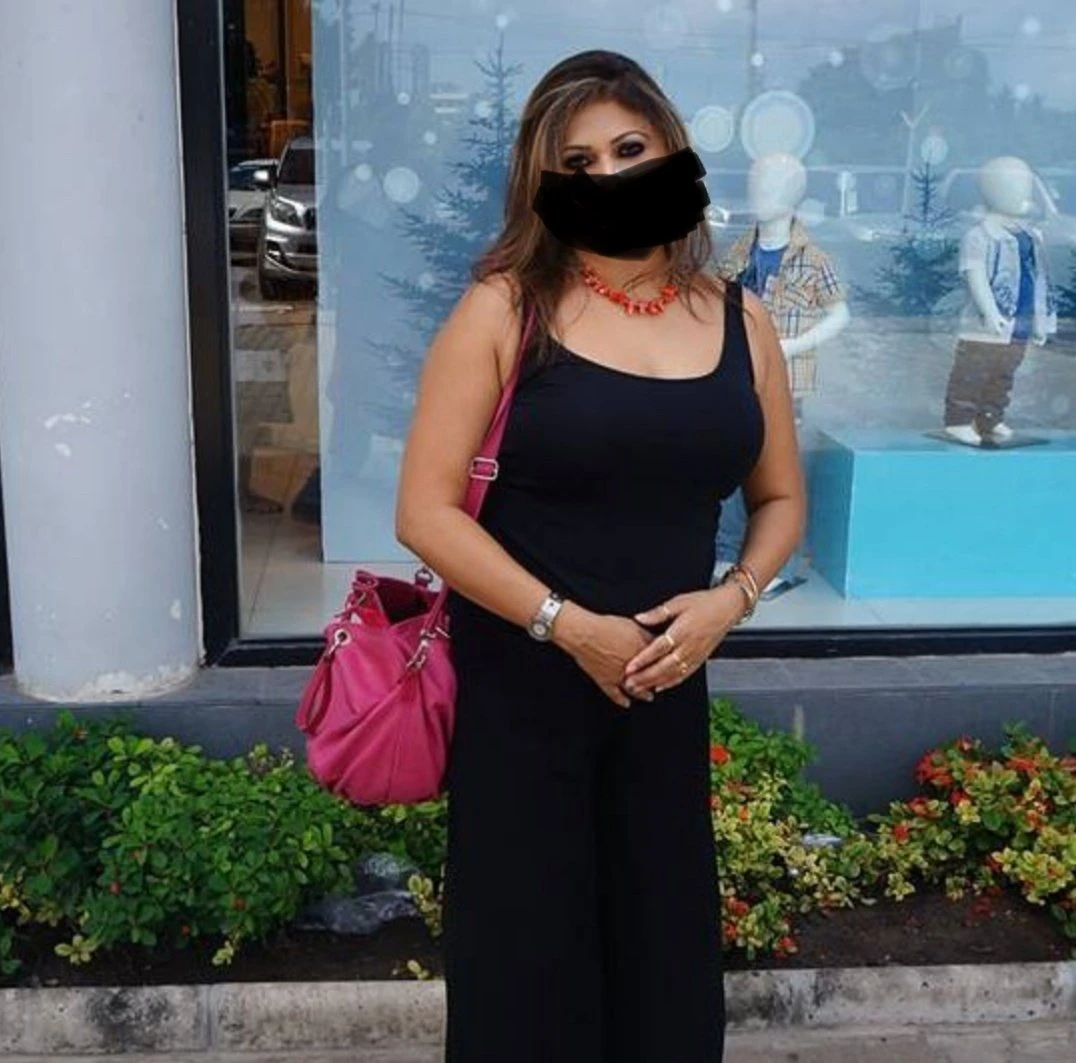 Sumita Chauhan – Indian escort in Noida, Escort, Noida