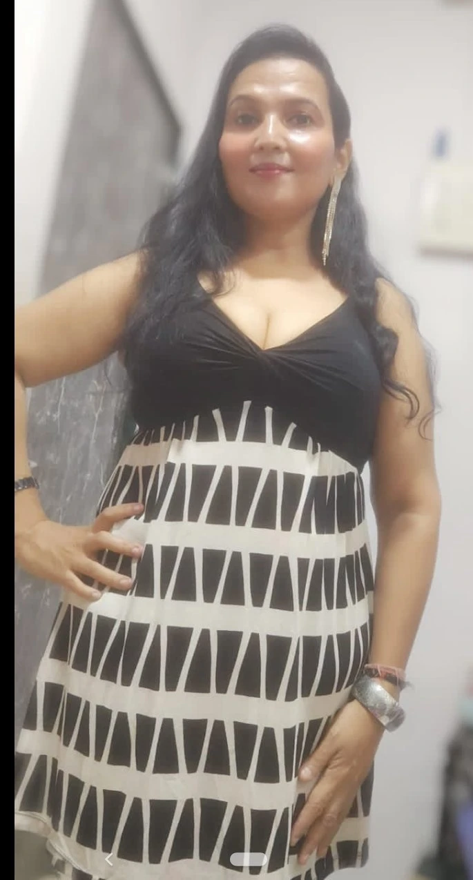Tina – escort in Mumbai — 4 / 6