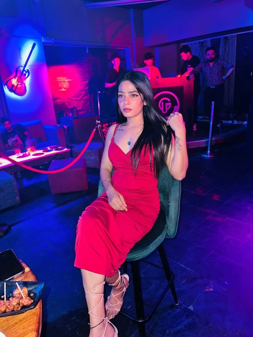 Premium Vip Escort Direct Cash Payment – Indian escort in Pune — 1 / 2