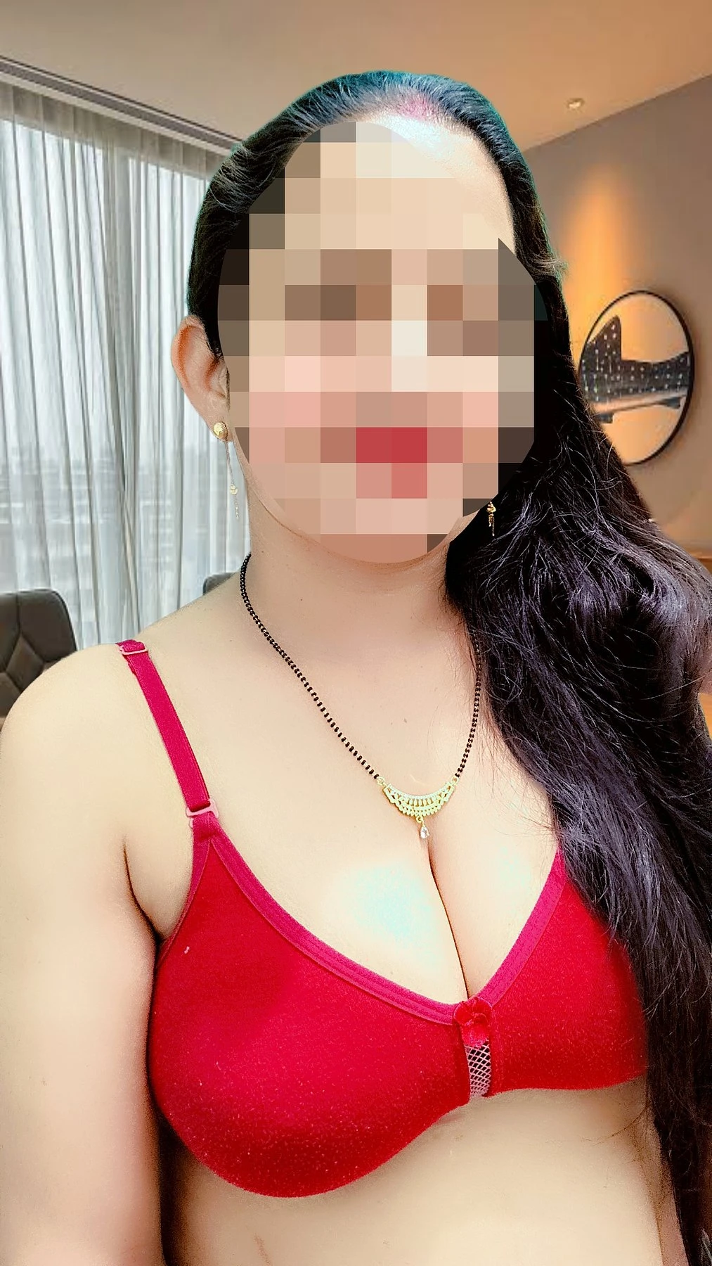 Priya – Indian escort in Mumbai — 6 / 11