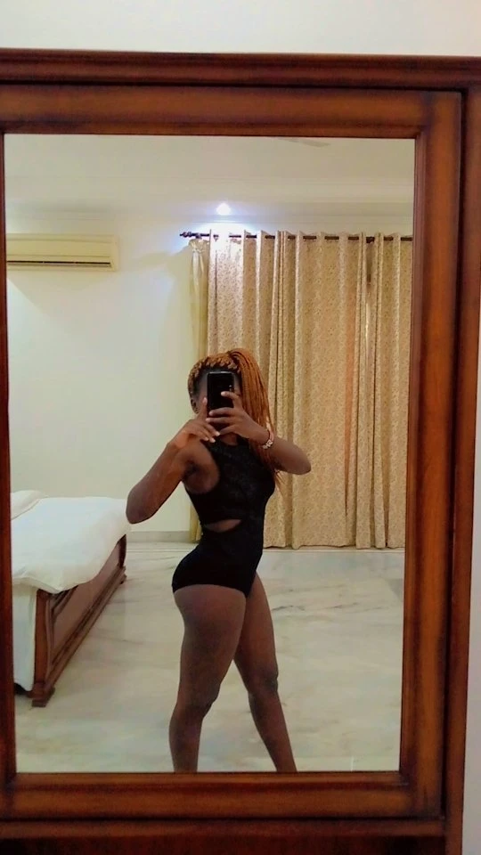 Jamila – Eritrean escort in Noida — 4 / 5