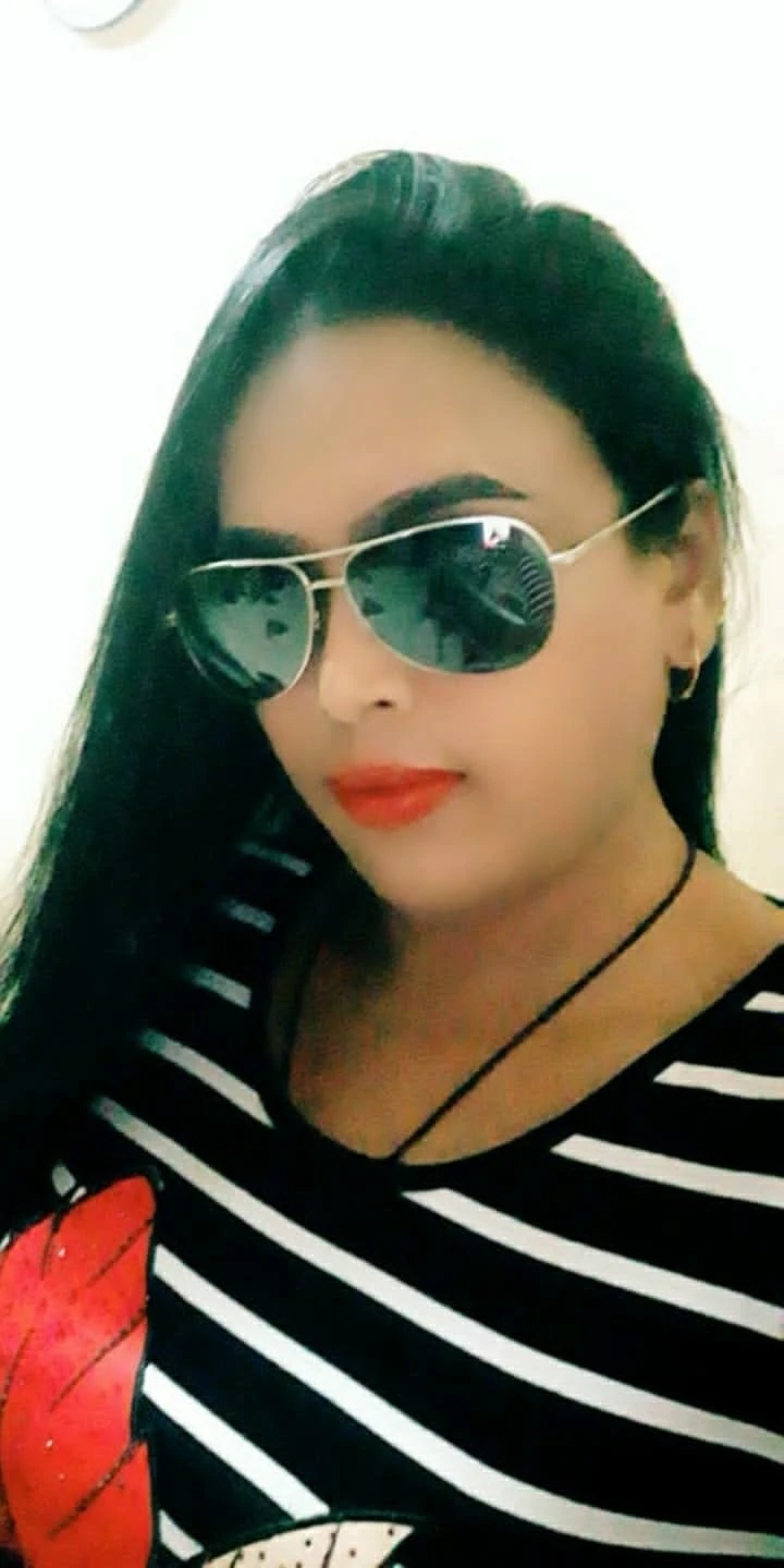 Mahi Roy – Indian escort in Mumbai — 1 / 3