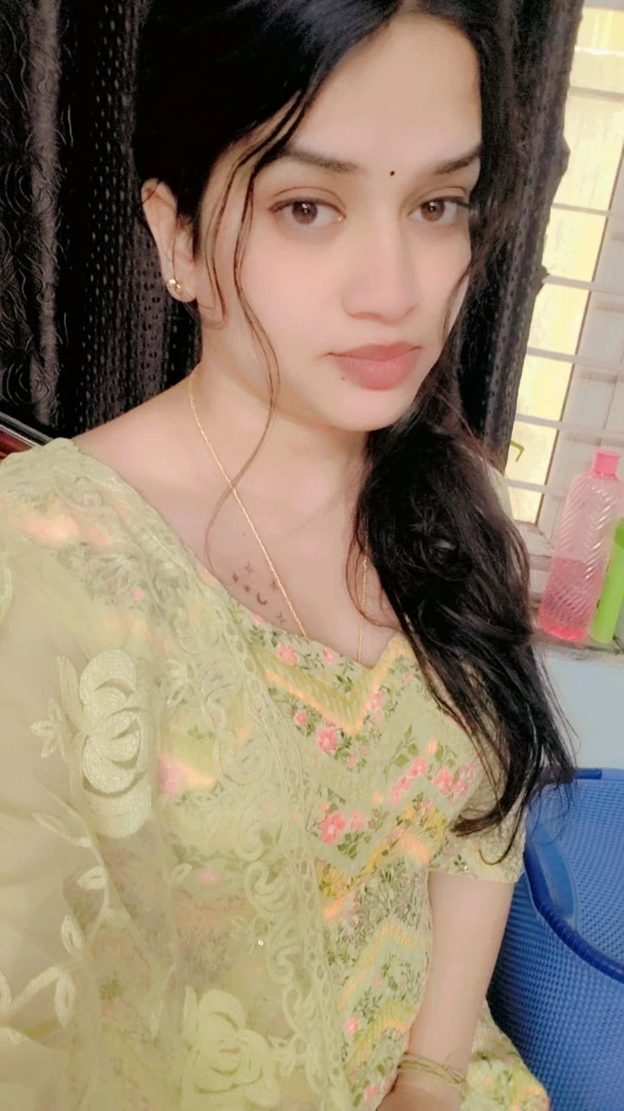 Megha Reddy – Indian escort in Hyderabad — 1 / 5
