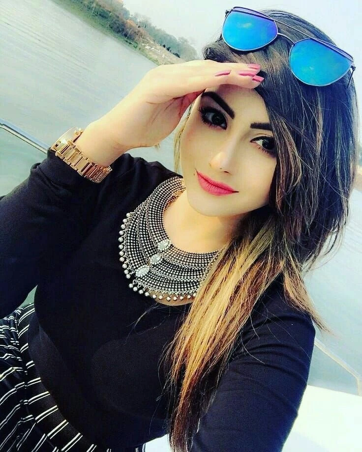 Anabia – Pakistani escort in Karāchi — 2 / 11