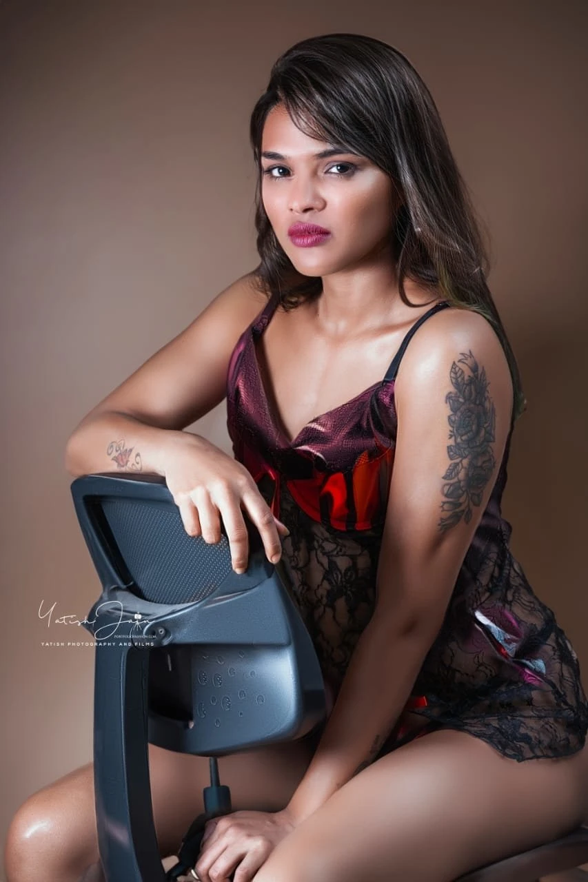 Sexy Independent So Guys Don't Miss This – Indian escort in Hyderabad — 4 / 6