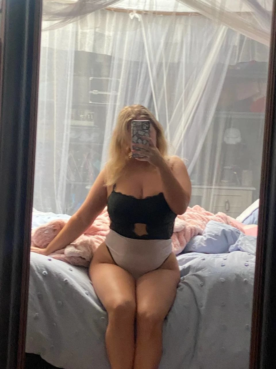 Sophia – American escort in Chennai — 6 / 8