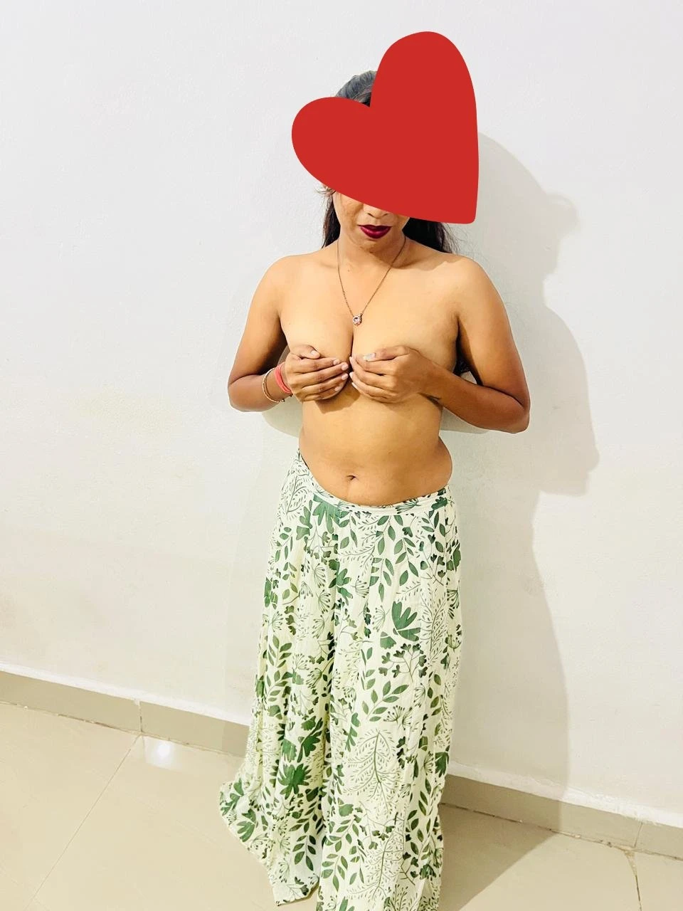 Priya – Indian escort in Pune — 10 / 14