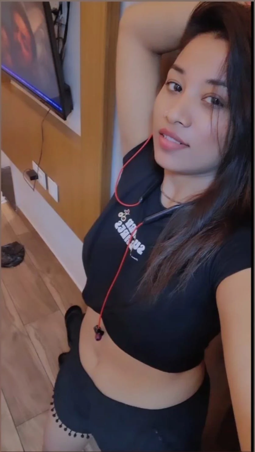 Nisha – Indian escort in New Delhi — 6 / 7
