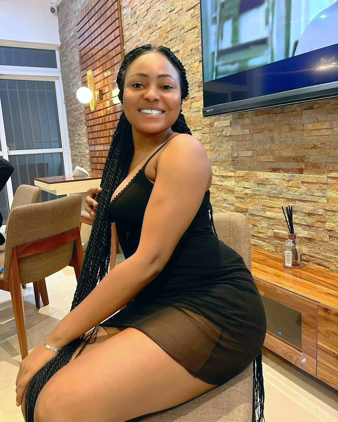 Jenisweez – Ghanaian escort in Beirut — 2 / 4