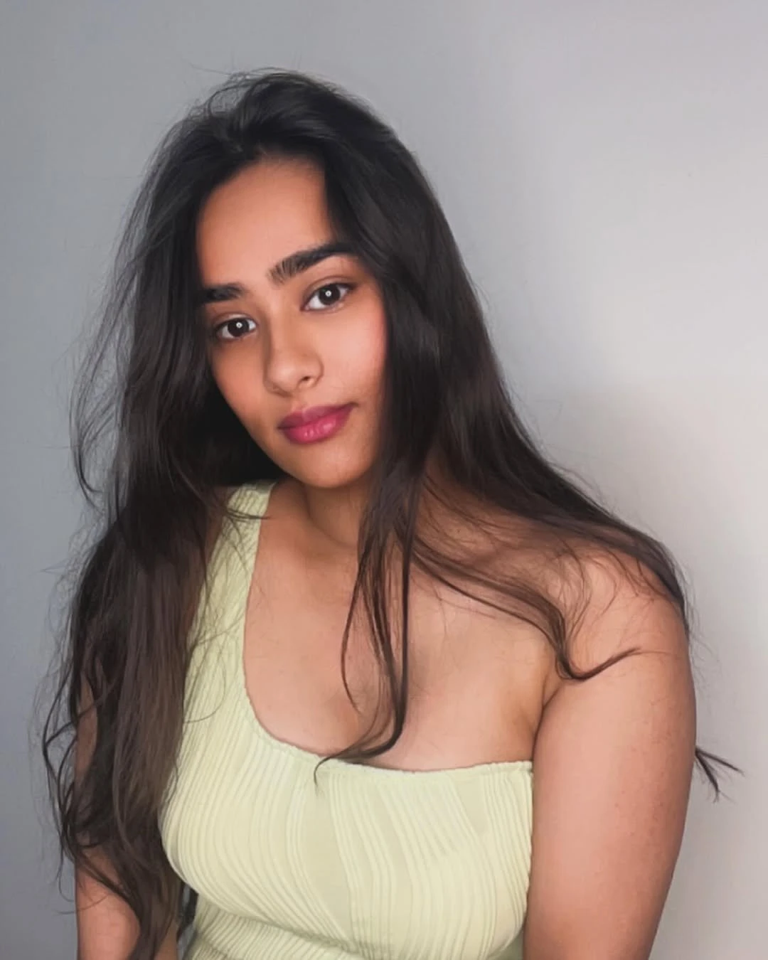 Escort Service Available – Indian escort in Kochi — 2 / 3