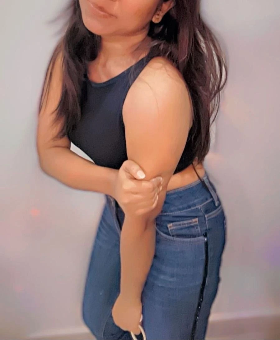 Preethi Telugu – escort in Hyderabad — 2 / 7