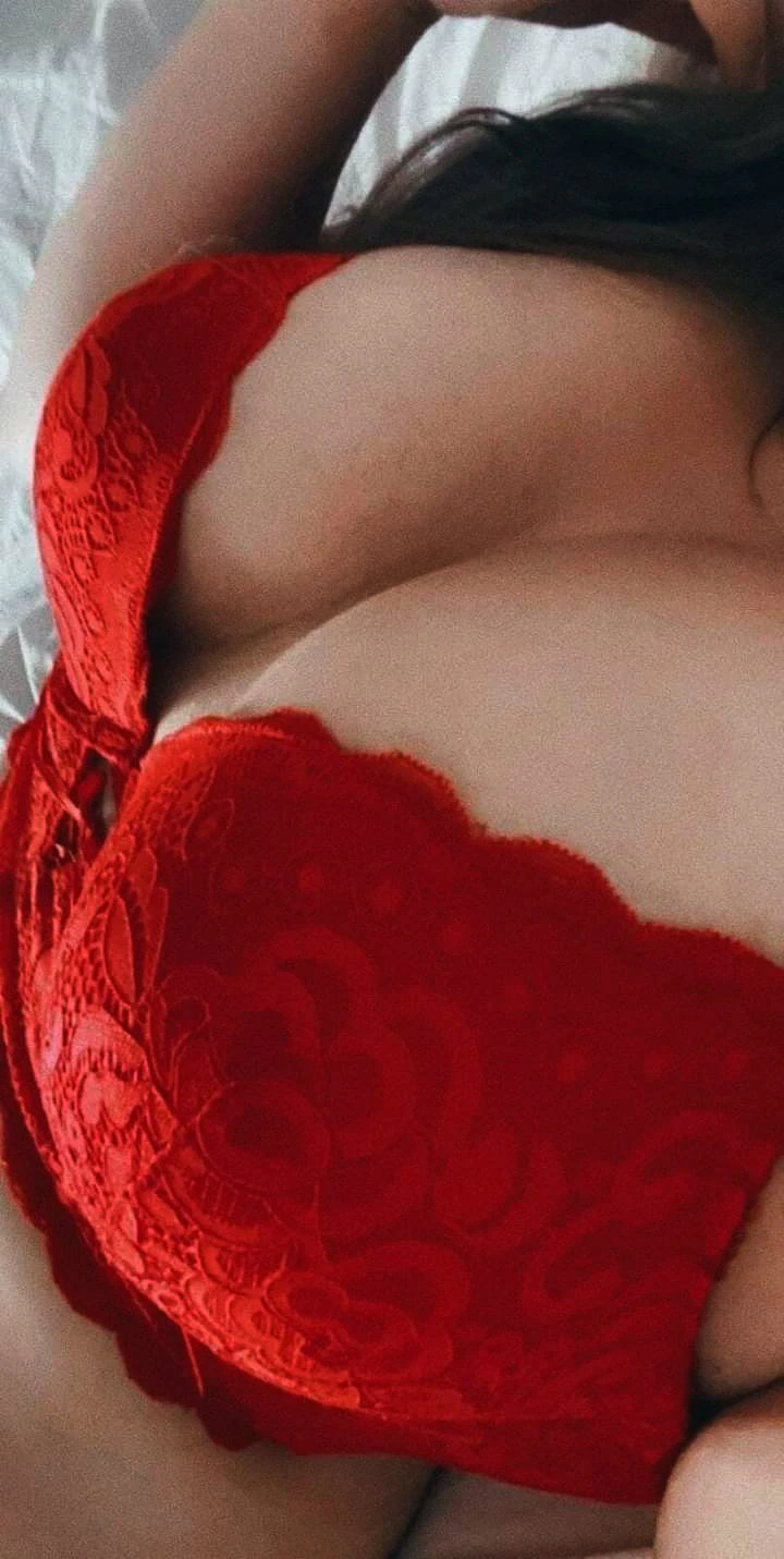 Heily(28 Young Escort colombo) – Sri Lankan escort in Colombo — 2 / 5