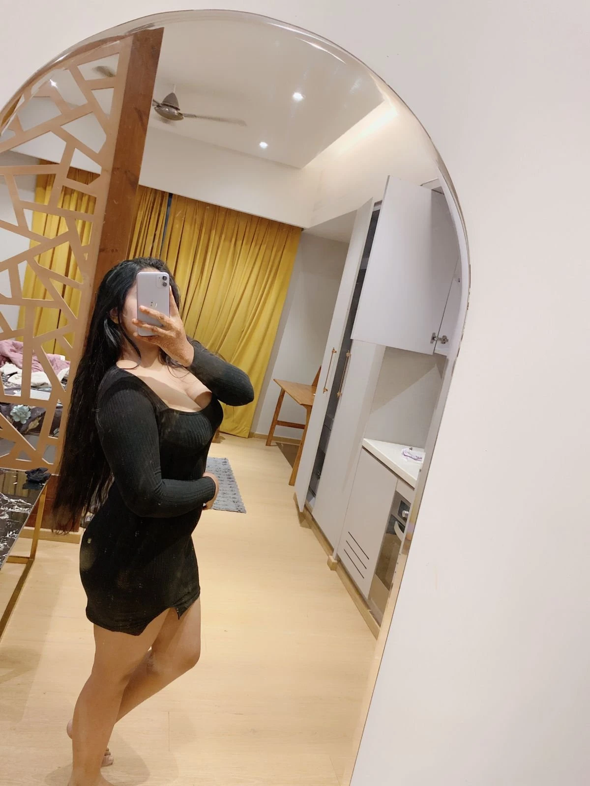 Sanam – escort in Noida — 10 / 11