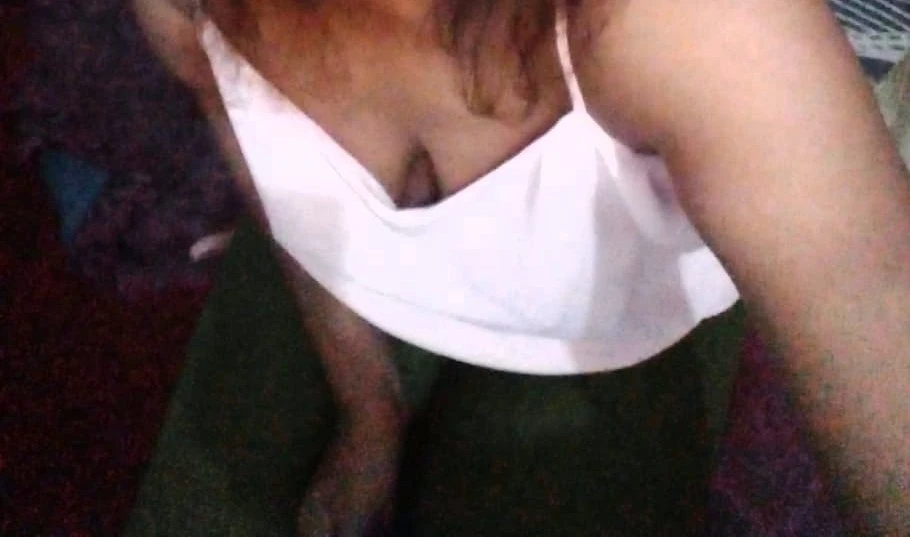 Taniya Fernando Again – Sri Lankan escort in Colombo — 2 / 3