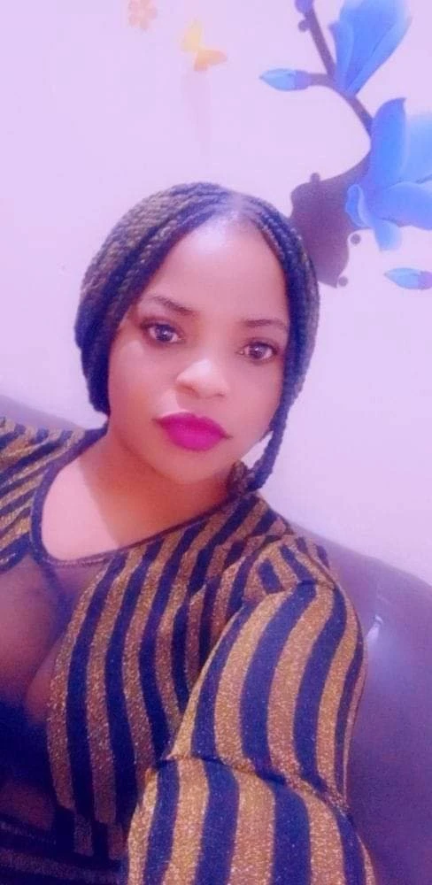 Niki – Kenyan escort in Pune — 3 / 8