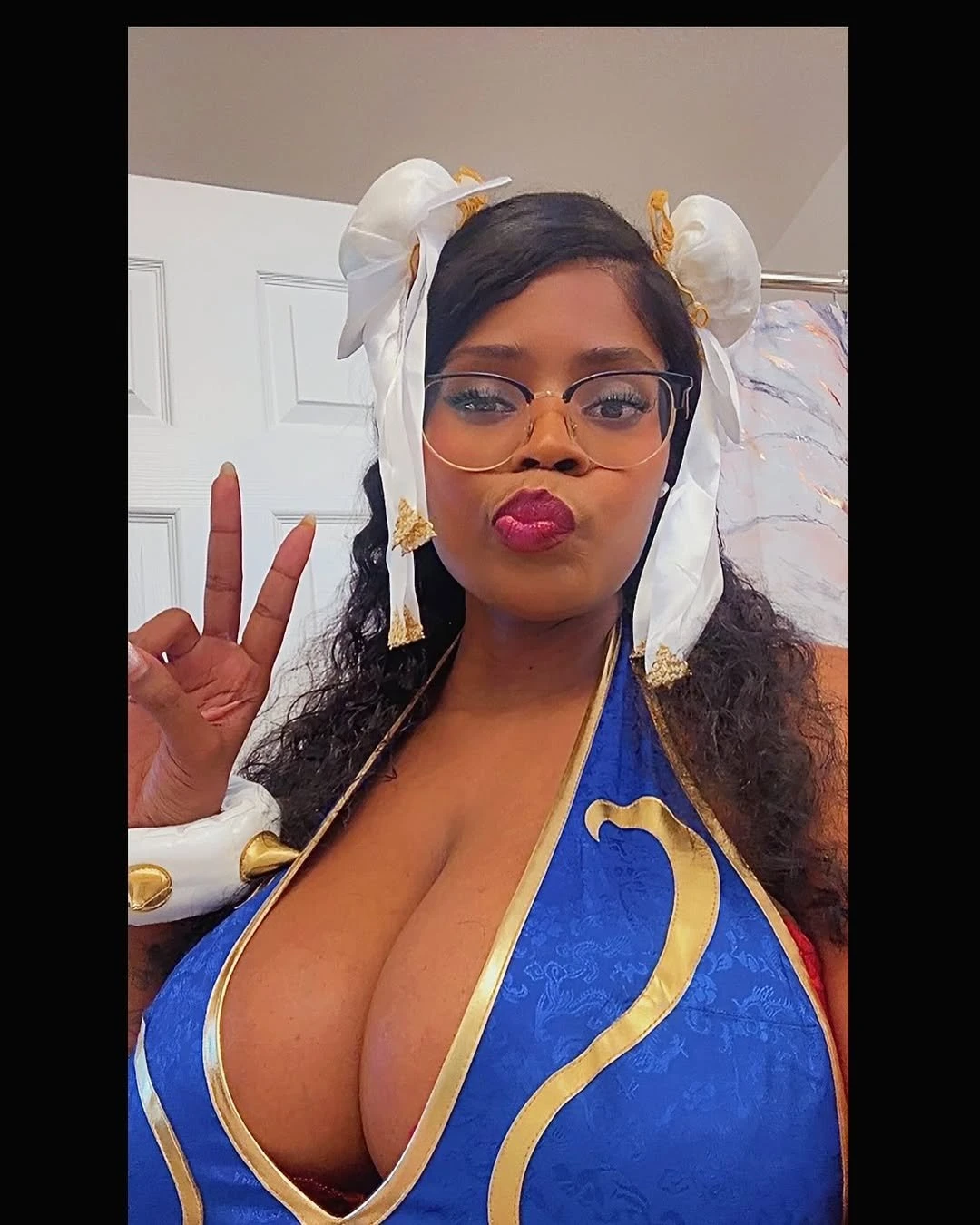 Sugar – Cameroonian escort in Noida — 3 / 9