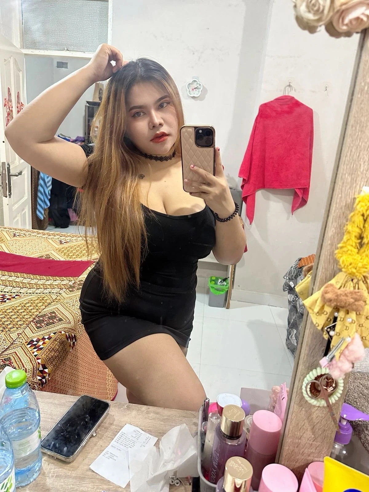 Linda – Taiwanese escort in Maldives — 1 / 3