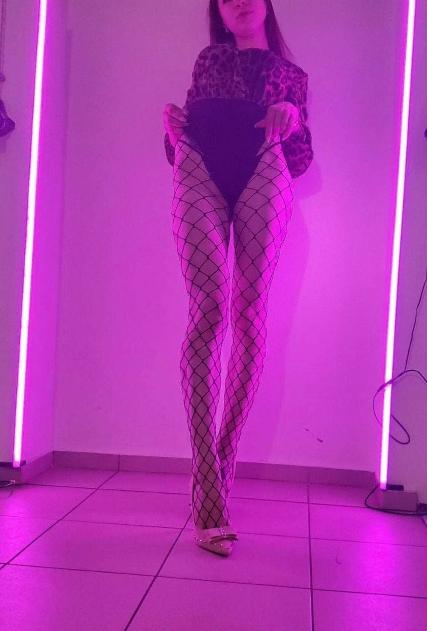 Stella – Ukrainian escort in Kiev — 3 / 5