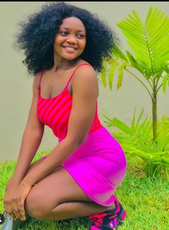 Lizzy – Jamaican escort in Beirut — 2 / 5