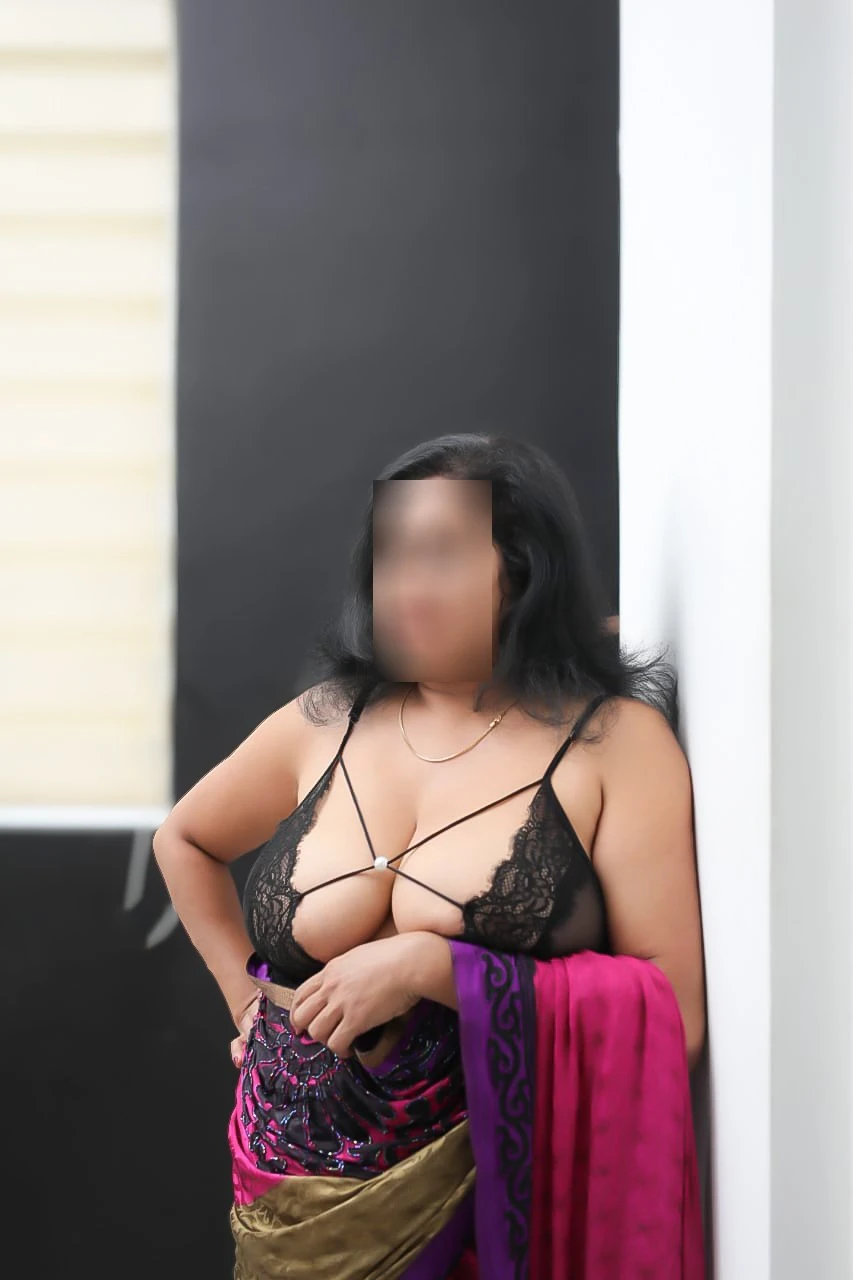 Anu ... Single and couple service – Sri Lankan escort in Colombo — 14 / 24