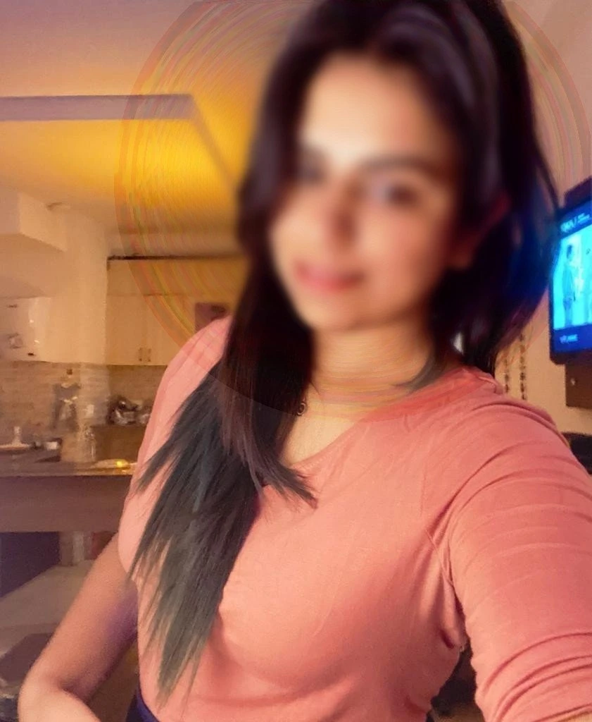 Riya Kaur – Indian escort in Noida — 2 / 6