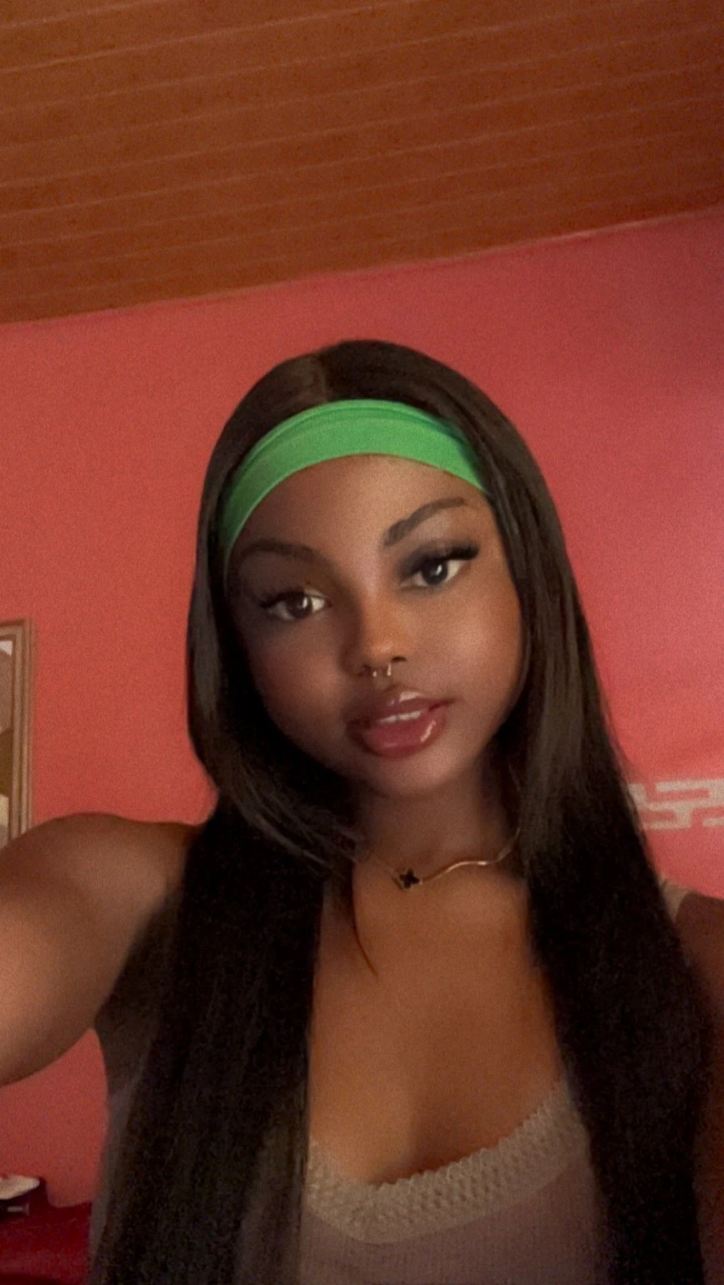 Riella – South African escort in Maldives — 5 / 6