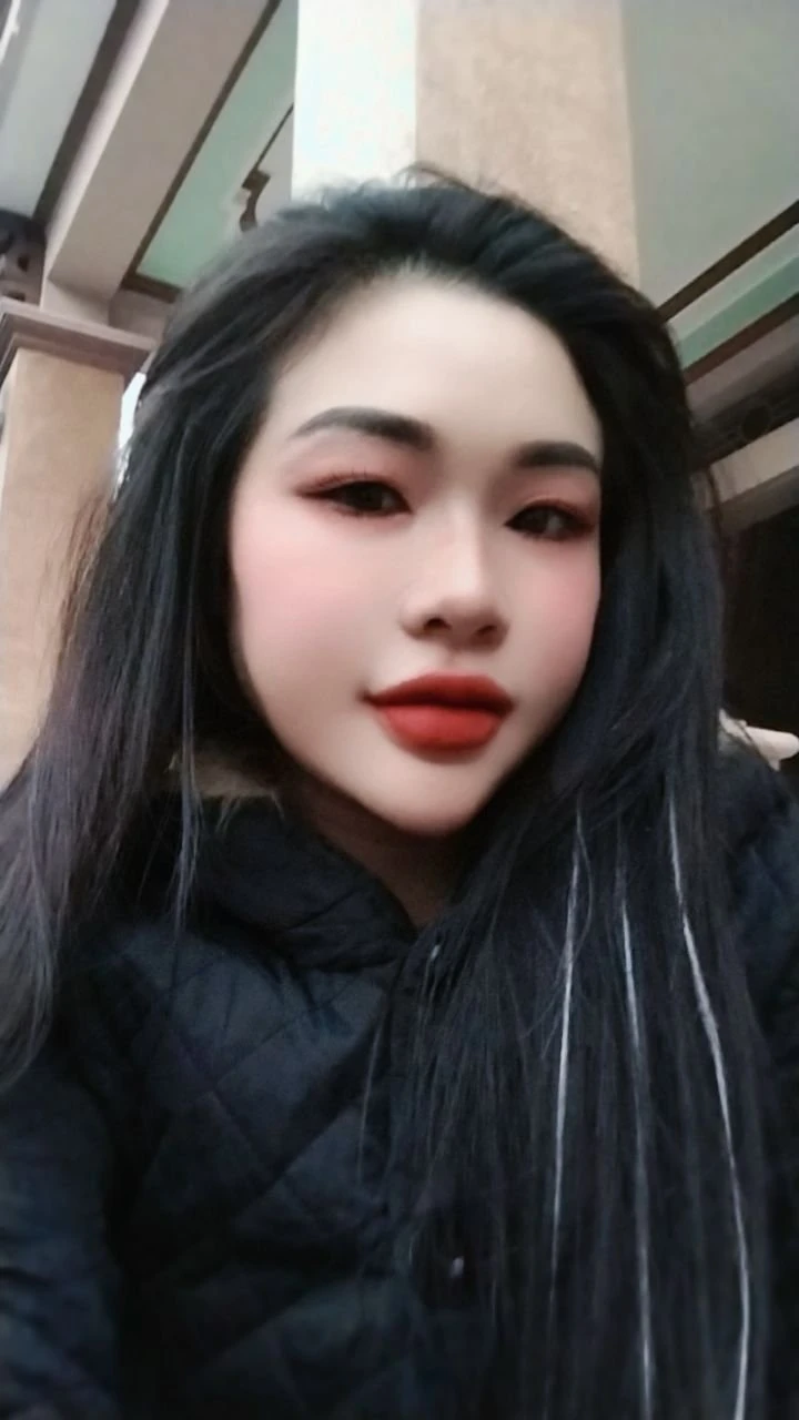 Nana – Thai escort in Hyderabad — 7 / 10