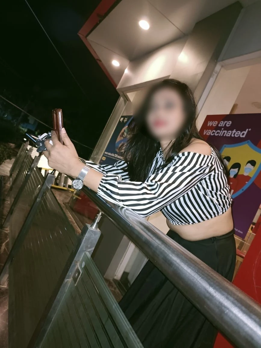 Sofia Singh – Indian escort in New Delhi — 10 / 11