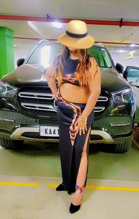 zaina khan hot wife – Indian escort in Hyderabad — 16 / 26