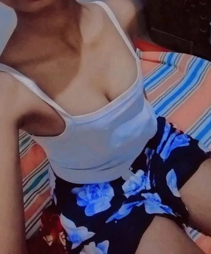 Office girl with Cuck bf – Sri Lankan escort agency in Colombo — 8 / 9