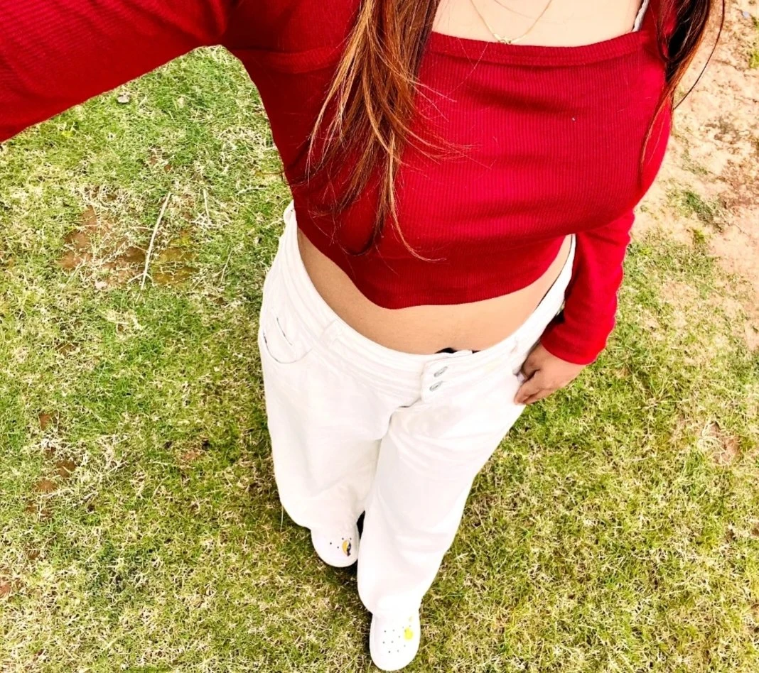 Akshata – Indian escort in Mumbai — 2 / 4