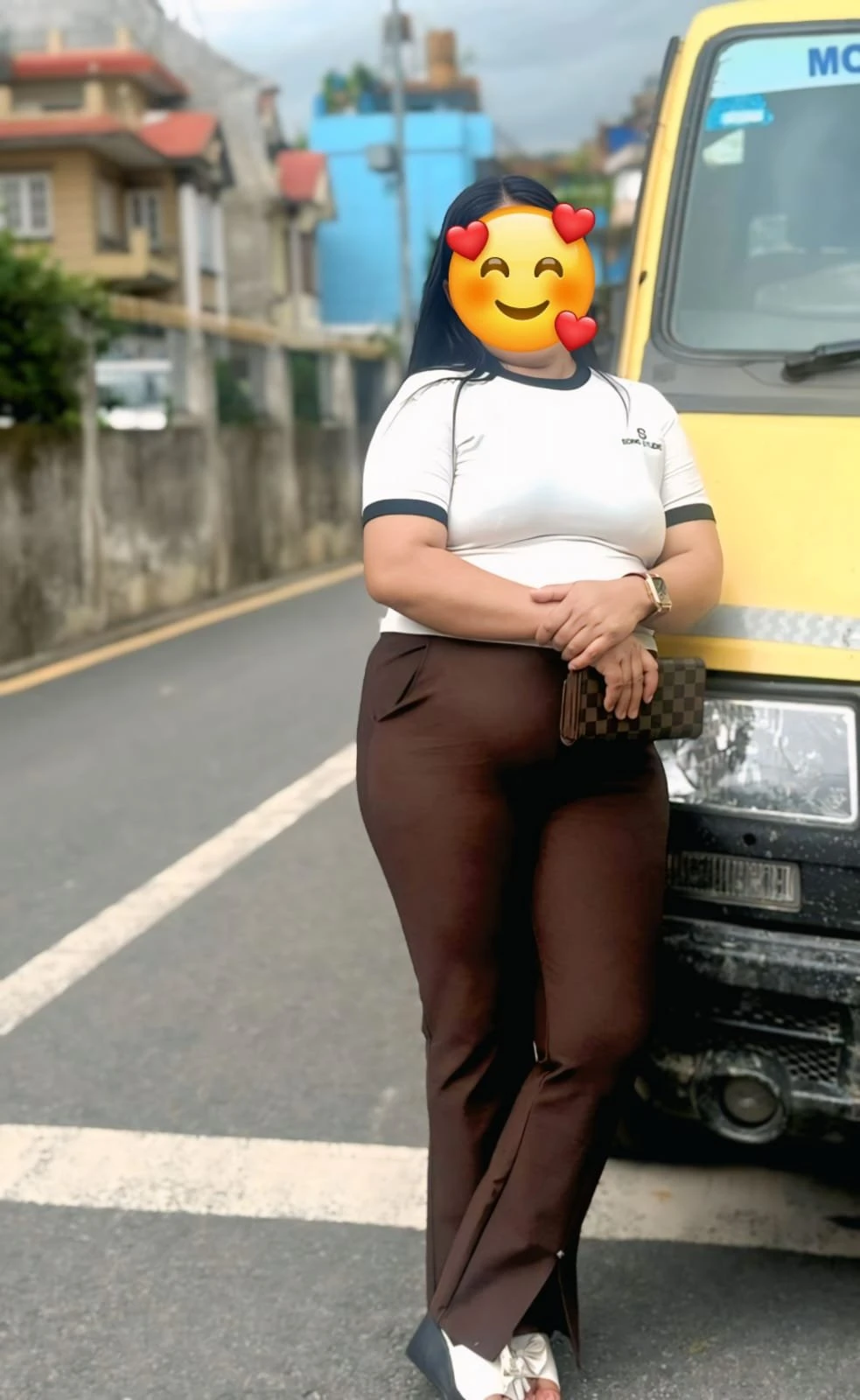 Maya Gurung – Nepalese escort in Kathmandu — 3 / 5