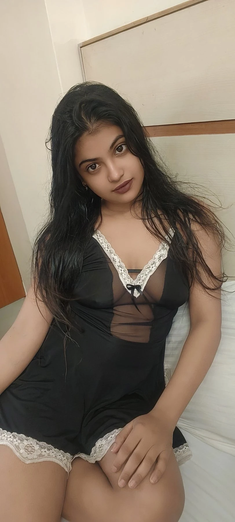 Pay When You Meet No Advance – Indian escort in New Delhi — 4 / 6