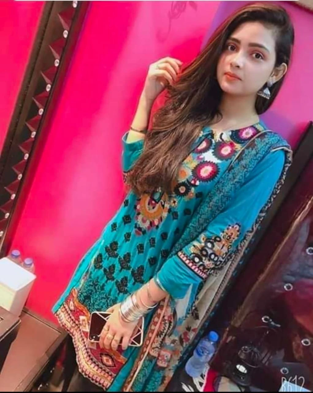 Devya – Indian escort in Mumbai, Escort, Mumbai