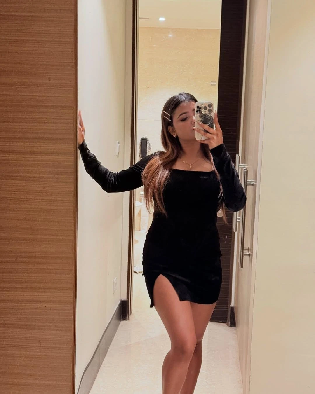 ꧁NO ADVANCE -Direct Pay To Girl In Room꧂ – Indian escort in New Delhi — 1 / 4